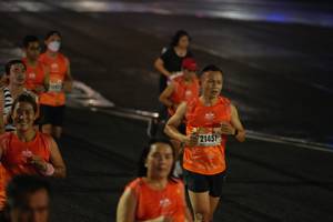 BIB: 21451
                            <button type="button" onclick="openModal(17928214)" class="btn btn-primary btn-sm float-right btn-popup" data-toggle="modal" data-target=".modal-high-quality">
                        <i class="fas fa-shopping-cart"></i> Add to Cart
                    </button>
                                            <button type="button" onclick="isThisMe(17928214, true)" class="btn btn-success btn-sm float-right btn-popup btn-isme hidden" data-toggle="tooltip" data-placement="bottom" title="นี่คือรูปของคุณใช่ไหม คลิกที่นี่เพื่อเอาเข้าอัลบั้ม">
                        <i class="fas fa-plus"></i> Add to album
                    </button>
                    <button type="button" onclick="isThisMe(17928214, false)" class="btn btn-warning btn-sm float-right btn-popup btn-isnotme hidden">
                        <i class="fas fa-ban"></i> Remove from album
                    </button>