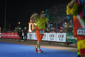 BIB: 4281
                            <button type="button" onclick="openModal(18013758)" class="btn btn-primary btn-sm float-right btn-popup" data-toggle="modal" data-target=".modal-high-quality">
                        <i class="fas fa-shopping-cart"></i> Add to Cart
                    </button>
                                            <button type="button" onclick="isThisMe(18013758, true)" class="btn btn-success btn-sm float-right btn-popup btn-isme hidden" data-toggle="tooltip" data-placement="bottom" title="นี่คือรูปของคุณใช่ไหม คลิกที่นี่เพื่อเอาเข้าอัลบั้ม">
                        <i class="fas fa-plus"></i> Add to album
                    </button>
                    <button type="button" onclick="isThisMe(18013758, false)" class="btn btn-warning btn-sm float-right btn-popup btn-isnotme hidden">
                        <i class="fas fa-ban"></i> Remove from album
                    </button>