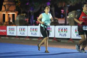 BIB: 4305
                            <button type="button" onclick="openModal(18014739)" class="btn btn-primary btn-sm float-right btn-popup" data-toggle="modal" data-target=".modal-high-quality">
                        <i class="fas fa-shopping-cart"></i> Add to Cart
                    </button>
                                            <button type="button" onclick="isThisMe(18014739, true)" class="btn btn-success btn-sm float-right btn-popup btn-isme hidden" data-toggle="tooltip" data-placement="bottom" title="นี่คือรูปของคุณใช่ไหม คลิกที่นี่เพื่อเอาเข้าอัลบั้ม">
                        <i class="fas fa-plus"></i> Add to album
                    </button>
                    <button type="button" onclick="isThisMe(18014739, false)" class="btn btn-warning btn-sm float-right btn-popup btn-isnotme hidden">
                        <i class="fas fa-ban"></i> Remove from album
                    </button>