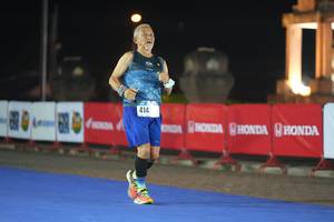 BIB: 414
                            <button type="button" onclick="openModal(18014724)" class="btn btn-primary btn-sm float-right btn-popup" data-toggle="modal" data-target=".modal-high-quality">
                        <i class="fas fa-shopping-cart"></i> Add to Cart
                    </button>
                                            <button type="button" onclick="isThisMe(18014724, true)" class="btn btn-success btn-sm float-right btn-popup btn-isme hidden" data-toggle="tooltip" data-placement="bottom" title="นี่คือรูปของคุณใช่ไหม คลิกที่นี่เพื่อเอาเข้าอัลบั้ม">
                        <i class="fas fa-plus"></i> Add to album
                    </button>
                    <button type="button" onclick="isThisMe(18014724, false)" class="btn btn-warning btn-sm float-right btn-popup btn-isnotme hidden">
                        <i class="fas fa-ban"></i> Remove from album
                    </button>