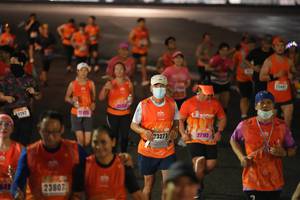 BIB: 125, 23277, 27185, 649, 23807
                            <button type="button" onclick="openModal(17936001)" class="btn btn-primary btn-sm float-right btn-popup" data-toggle="modal" data-target=".modal-high-quality">
                        <i class="fas fa-shopping-cart"></i> Add to Cart
                    </button>
                                            <button type="button" onclick="isThisMe(17936001, true)" class="btn btn-success btn-sm float-right btn-popup btn-isme hidden" data-toggle="tooltip" data-placement="bottom" title="นี่คือรูปของคุณใช่ไหม คลิกที่นี่เพื่อเอาเข้าอัลบั้ม">
                        <i class="fas fa-plus"></i> Add to album
                    </button>
                    <button type="button" onclick="isThisMe(17936001, false)" class="btn btn-warning btn-sm float-right btn-popup btn-isnotme hidden">
                        <i class="fas fa-ban"></i> Remove from album
                    </button>