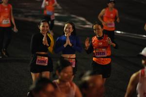 BIB: 7100, 25535, 25986
                            <button type="button" onclick="openModal(17938702)" class="btn btn-primary btn-sm float-right btn-popup" data-toggle="modal" data-target=".modal-high-quality">
                        <i class="fas fa-shopping-cart"></i> Add to Cart
                    </button>
                                            <button type="button" onclick="isThisMe(17938702, true)" class="btn btn-success btn-sm float-right btn-popup btn-isme hidden" data-toggle="tooltip" data-placement="bottom" title="นี่คือรูปของคุณใช่ไหม คลิกที่นี่เพื่อเอาเข้าอัลบั้ม">
                        <i class="fas fa-plus"></i> Add to album
                    </button>
                    <button type="button" onclick="isThisMe(17938702, false)" class="btn btn-warning btn-sm float-right btn-popup btn-isnotme hidden">
                        <i class="fas fa-ban"></i> Remove from album
                    </button>