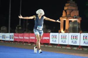 BIB: 40679
                            <button type="button" onclick="openModal(18013297)" class="btn btn-primary btn-sm float-right btn-popup" data-toggle="modal" data-target=".modal-high-quality">
                        <i class="fas fa-shopping-cart"></i> Add to Cart
                    </button>
                                            <button type="button" onclick="isThisMe(18013297, true)" class="btn btn-success btn-sm float-right btn-popup btn-isme hidden" data-toggle="tooltip" data-placement="bottom" title="นี่คือรูปของคุณใช่ไหม คลิกที่นี่เพื่อเอาเข้าอัลบั้ม">
                        <i class="fas fa-plus"></i> Add to album
                    </button>
                    <button type="button" onclick="isThisMe(18013297, false)" class="btn btn-warning btn-sm float-right btn-popup btn-isnotme hidden">
                        <i class="fas fa-ban"></i> Remove from album
                    </button>