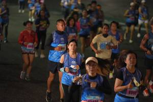BIB: 1348, 009, 802, 8998
                            <button type="button" onclick="openModal(17960887)" class="btn btn-primary btn-sm float-right btn-popup" data-toggle="modal" data-target=".modal-high-quality">
                        <i class="fas fa-shopping-cart"></i> Add to Cart
                    </button>
                                            <button type="button" onclick="isThisMe(17960887, true)" class="btn btn-success btn-sm float-right btn-popup btn-isme hidden" data-toggle="tooltip" data-placement="bottom" title="นี่คือรูปของคุณใช่ไหม คลิกที่นี่เพื่อเอาเข้าอัลบั้ม">
                        <i class="fas fa-plus"></i> Add to album
                    </button>
                    <button type="button" onclick="isThisMe(17960887, false)" class="btn btn-warning btn-sm float-right btn-popup btn-isnotme hidden">
                        <i class="fas fa-ban"></i> Remove from album
                    </button>