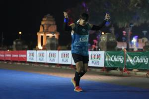 BIB: 43142
                            <button type="button" onclick="openModal(18011487)" class="btn btn-primary btn-sm float-right btn-popup" data-toggle="modal" data-target=".modal-high-quality">
                        <i class="fas fa-shopping-cart"></i> Add to Cart
                    </button>
                                            <button type="button" onclick="isThisMe(18011487, true)" class="btn btn-success btn-sm float-right btn-popup btn-isme hidden" data-toggle="tooltip" data-placement="bottom" title="นี่คือรูปของคุณใช่ไหม คลิกที่นี่เพื่อเอาเข้าอัลบั้ม">
                        <i class="fas fa-plus"></i> Add to album
                    </button>
                    <button type="button" onclick="isThisMe(18011487, false)" class="btn btn-warning btn-sm float-right btn-popup btn-isnotme hidden">
                        <i class="fas fa-ban"></i> Remove from album
                    </button>