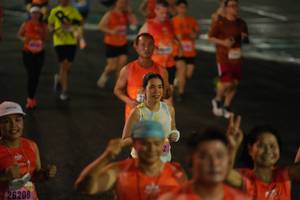 BIB: 126208
                            <button type="button" onclick="openModal(17930109)" class="btn btn-primary btn-sm float-right btn-popup" data-toggle="modal" data-target=".modal-high-quality">
                        <i class="fas fa-shopping-cart"></i> Add to Cart
                    </button>
                                            <button type="button" onclick="isThisMe(17930109, true)" class="btn btn-success btn-sm float-right btn-popup btn-isme hidden" data-toggle="tooltip" data-placement="bottom" title="นี่คือรูปของคุณใช่ไหม คลิกที่นี่เพื่อเอาเข้าอัลบั้ม">
                        <i class="fas fa-plus"></i> Add to album
                    </button>
                    <button type="button" onclick="isThisMe(17930109, false)" class="btn btn-warning btn-sm float-right btn-popup btn-isnotme hidden">
                        <i class="fas fa-ban"></i> Remove from album
                    </button>