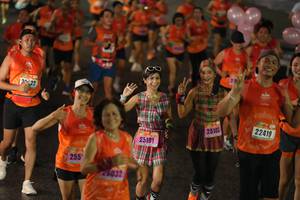 BIB: 222, 25103, 22419, 25101, 255, 26032, 
                            <button type="button" onclick="openModal(17927265)" class="btn btn-primary btn-sm float-right btn-popup" data-toggle="modal" data-target=".modal-high-quality">
                        <i class="fas fa-shopping-cart"></i> Add to Cart
                    </button>
                                            <button type="button" onclick="isThisMe(17927265, true)" class="btn btn-success btn-sm float-right btn-popup btn-isme hidden" data-toggle="tooltip" data-placement="bottom" title="นี่คือรูปของคุณใช่ไหม คลิกที่นี่เพื่อเอาเข้าอัลบั้ม">
                        <i class="fas fa-plus"></i> Add to album
                    </button>
                    <button type="button" onclick="isThisMe(17927265, false)" class="btn btn-warning btn-sm float-right btn-popup btn-isnotme hidden">
                        <i class="fas fa-ban"></i> Remove from album
                    </button>