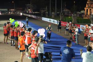 BIB: 261
                            <button type="button" onclick="openModal(18015393)" class="btn btn-primary btn-sm float-right btn-popup" data-toggle="modal" data-target=".modal-high-quality">
                        <i class="fas fa-shopping-cart"></i> Add to Cart
                    </button>
                                            <button type="button" onclick="isThisMe(18015393, true)" class="btn btn-success btn-sm float-right btn-popup btn-isme hidden" data-toggle="tooltip" data-placement="bottom" title="นี่คือรูปของคุณใช่ไหม คลิกที่นี่เพื่อเอาเข้าอัลบั้ม">
                        <i class="fas fa-plus"></i> Add to album
                    </button>
                    <button type="button" onclick="isThisMe(18015393, false)" class="btn btn-warning btn-sm float-right btn-popup btn-isnotme hidden">
                        <i class="fas fa-ban"></i> Remove from album
                    </button>