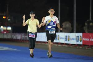 BIB: 40743, 44370
                            <button type="button" onclick="openModal(18011490)" class="btn btn-primary btn-sm float-right btn-popup" data-toggle="modal" data-target=".modal-high-quality">
                        <i class="fas fa-shopping-cart"></i> Add to Cart
                    </button>
                                            <button type="button" onclick="isThisMe(18011490, true)" class="btn btn-success btn-sm float-right btn-popup btn-isme hidden" data-toggle="tooltip" data-placement="bottom" title="นี่คือรูปของคุณใช่ไหม คลิกที่นี่เพื่อเอาเข้าอัลบั้ม">
                        <i class="fas fa-plus"></i> Add to album
                    </button>
                    <button type="button" onclick="isThisMe(18011490, false)" class="btn btn-warning btn-sm float-right btn-popup btn-isnotme hidden">
                        <i class="fas fa-ban"></i> Remove from album
                    </button>