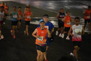 BIB: 2840
                            <button type="button" onclick="openModal(17923181)" class="btn btn-primary btn-sm float-right btn-popup" data-toggle="modal" data-target=".modal-high-quality">
                        <i class="fas fa-shopping-cart"></i> Add to Cart
                    </button>
                                            <button type="button" onclick="isThisMe(17923181, true)" class="btn btn-success btn-sm float-right btn-popup btn-isme hidden" data-toggle="tooltip" data-placement="bottom" title="นี่คือรูปของคุณใช่ไหม คลิกที่นี่เพื่อเอาเข้าอัลบั้ม">
                        <i class="fas fa-plus"></i> Add to album
                    </button>
                    <button type="button" onclick="isThisMe(17923181, false)" class="btn btn-warning btn-sm float-right btn-popup btn-isnotme hidden">
                        <i class="fas fa-ban"></i> Remove from album
                    </button>