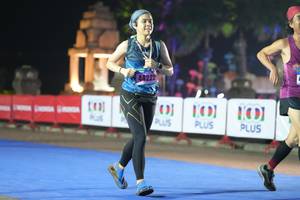 BIB: 44222
                            <button type="button" onclick="openModal(18015258)" class="btn btn-primary btn-sm float-right btn-popup" data-toggle="modal" data-target=".modal-high-quality">
                        <i class="fas fa-shopping-cart"></i> Add to Cart
                    </button>
                                            <button type="button" onclick="isThisMe(18015258, true)" class="btn btn-success btn-sm float-right btn-popup btn-isme hidden" data-toggle="tooltip" data-placement="bottom" title="นี่คือรูปของคุณใช่ไหม คลิกที่นี่เพื่อเอาเข้าอัลบั้ม">
                        <i class="fas fa-plus"></i> Add to album
                    </button>
                    <button type="button" onclick="isThisMe(18015258, false)" class="btn btn-warning btn-sm float-right btn-popup btn-isnotme hidden">
                        <i class="fas fa-ban"></i> Remove from album
                    </button>