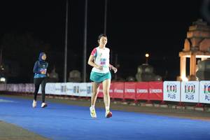 BIB: 444
                            <button type="button" onclick="openModal(18012890)" class="btn btn-primary btn-sm float-right btn-popup" data-toggle="modal" data-target=".modal-high-quality">
                        <i class="fas fa-shopping-cart"></i> Add to Cart
                    </button>
                                            <button type="button" onclick="isThisMe(18012890, true)" class="btn btn-success btn-sm float-right btn-popup btn-isme hidden" data-toggle="tooltip" data-placement="bottom" title="นี่คือรูปของคุณใช่ไหม คลิกที่นี่เพื่อเอาเข้าอัลบั้ม">
                        <i class="fas fa-plus"></i> Add to album
                    </button>
                    <button type="button" onclick="isThisMe(18012890, false)" class="btn btn-warning btn-sm float-right btn-popup btn-isnotme hidden">
                        <i class="fas fa-ban"></i> Remove from album
                    </button>