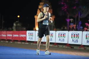 BIB: 43239
                            <button type="button" onclick="openModal(18012049)" class="btn btn-primary btn-sm float-right btn-popup" data-toggle="modal" data-target=".modal-high-quality">
                        <i class="fas fa-shopping-cart"></i> Add to Cart
                    </button>
                                            <button type="button" onclick="isThisMe(18012049, true)" class="btn btn-success btn-sm float-right btn-popup btn-isme hidden" data-toggle="tooltip" data-placement="bottom" title="นี่คือรูปของคุณใช่ไหม คลิกที่นี่เพื่อเอาเข้าอัลบั้ม">
                        <i class="fas fa-plus"></i> Add to album
                    </button>
                    <button type="button" onclick="isThisMe(18012049, false)" class="btn btn-warning btn-sm float-right btn-popup btn-isnotme hidden">
                        <i class="fas fa-ban"></i> Remove from album
                    </button>