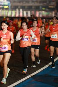 BIB: 20421, 25774, 699, 25100, 
                            <button type="button" onclick="openModal(16932576)" class="btn btn-primary btn-sm float-right btn-popup" data-toggle="modal" data-target=".modal-high-quality">
                        <i class="fas fa-shopping-cart"></i> Add to Cart
                    </button>
                                            <button type="button" onclick="isThisMe(16932576, true)" class="btn btn-success btn-sm float-right btn-popup btn-isme hidden" data-toggle="tooltip" data-placement="bottom" title="นี่คือรูปของคุณใช่ไหม คลิกที่นี่เพื่อเอาเข้าอัลบั้ม">
                        <i class="fas fa-plus"></i> Add to album
                    </button>
                    <button type="button" onclick="isThisMe(16932576, false)" class="btn btn-warning btn-sm float-right btn-popup btn-isnotme hidden">
                        <i class="fas fa-ban"></i> Remove from album
                    </button>