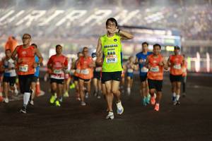 BIB: 21710, 678
                            <button type="button" onclick="openModal(16828252)" class="btn btn-primary btn-sm float-right btn-popup" data-toggle="modal" data-target=".modal-high-quality">
                        <i class="fas fa-shopping-cart"></i> Add to Cart
                    </button>
                                            <button type="button" onclick="isThisMe(16828252, true)" class="btn btn-success btn-sm float-right btn-popup btn-isme hidden" data-toggle="tooltip" data-placement="bottom" title="นี่คือรูปของคุณใช่ไหม คลิกที่นี่เพื่อเอาเข้าอัลบั้ม">
                        <i class="fas fa-plus"></i> Add to album
                    </button>
                    <button type="button" onclick="isThisMe(16828252, false)" class="btn btn-warning btn-sm float-right btn-popup btn-isnotme hidden">
                        <i class="fas fa-ban"></i> Remove from album
                    </button>