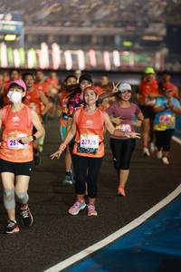 BIB: 261
                            <button type="button" onclick="openModal(16933710)" class="btn btn-primary btn-sm float-right btn-popup" data-toggle="modal" data-target=".modal-high-quality">
                        <i class="fas fa-shopping-cart"></i> Add to Cart
                    </button>
                                            <button type="button" onclick="isThisMe(16933710, true)" class="btn btn-success btn-sm float-right btn-popup btn-isme hidden" data-toggle="tooltip" data-placement="bottom" title="นี่คือรูปของคุณใช่ไหม คลิกที่นี่เพื่อเอาเข้าอัลบั้ม">
                        <i class="fas fa-plus"></i> Add to album
                    </button>
                    <button type="button" onclick="isThisMe(16933710, false)" class="btn btn-warning btn-sm float-right btn-popup btn-isnotme hidden">
                        <i class="fas fa-ban"></i> Remove from album
                    </button>