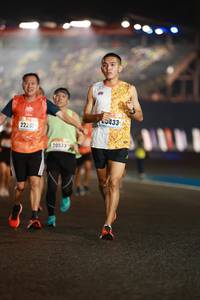 BIB: 433, 2228, 20533
                            <button type="button" onclick="openModal(16918986)" class="btn btn-primary btn-sm float-right btn-popup" data-toggle="modal" data-target=".modal-high-quality">
                        <i class="fas fa-shopping-cart"></i> Add to Cart
                    </button>
                                            <button type="button" onclick="isThisMe(16918986, true)" class="btn btn-success btn-sm float-right btn-popup btn-isme hidden" data-toggle="tooltip" data-placement="bottom" title="นี่คือรูปของคุณใช่ไหม คลิกที่นี่เพื่อเอาเข้าอัลบั้ม">
                        <i class="fas fa-plus"></i> Add to album
                    </button>
                    <button type="button" onclick="isThisMe(16918986, false)" class="btn btn-warning btn-sm float-right btn-popup btn-isnotme hidden">
                        <i class="fas fa-ban"></i> Remove from album
                    </button>