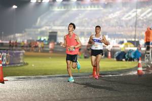 BIB: 244
                            <button type="button" onclick="openModal(16823299)" class="btn btn-primary btn-sm float-right btn-popup" data-toggle="modal" data-target=".modal-high-quality">
                        <i class="fas fa-shopping-cart"></i> Add to Cart
                    </button>
                                            <button type="button" onclick="isThisMe(16823299, true)" class="btn btn-success btn-sm float-right btn-popup btn-isme hidden" data-toggle="tooltip" data-placement="bottom" title="นี่คือรูปของคุณใช่ไหม คลิกที่นี่เพื่อเอาเข้าอัลบั้ม">
                        <i class="fas fa-plus"></i> Add to album
                    </button>
                    <button type="button" onclick="isThisMe(16823299, false)" class="btn btn-warning btn-sm float-right btn-popup btn-isnotme hidden">
                        <i class="fas fa-ban"></i> Remove from album
                    </button>