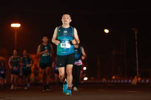 BIB: 412
                            <button type="button" onclick="openModal(16640892)" class="btn btn-primary btn-sm float-right btn-popup" data-toggle="modal" data-target=".modal-high-quality">
                        <i class="fas fa-shopping-cart"></i> Add to Cart
                    </button>
                                            <button type="button" onclick="isThisMe(16640892, true)" class="btn btn-success btn-sm float-right btn-popup btn-isme hidden" data-toggle="tooltip" data-placement="bottom" title="นี่คือรูปของคุณใช่ไหม คลิกที่นี่เพื่อเอาเข้าอัลบั้ม">
                        <i class="fas fa-plus"></i> Add to album
                    </button>
                    <button type="button" onclick="isThisMe(16640892, false)" class="btn btn-warning btn-sm float-right btn-popup btn-isnotme hidden">
                        <i class="fas fa-ban"></i> Remove from album
                    </button>