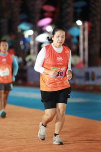BIB: 212
                            <button type="button" onclick="openModal(16570896)" class="btn btn-primary btn-sm float-right btn-popup" data-toggle="modal" data-target=".modal-high-quality">
                        <i class="fas fa-shopping-cart"></i> Add to Cart
                    </button>
                                            <button type="button" onclick="isThisMe(16570896, true)" class="btn btn-success btn-sm float-right btn-popup btn-isme hidden" data-toggle="tooltip" data-placement="bottom" title="นี่คือรูปของคุณใช่ไหม คลิกที่นี่เพื่อเอาเข้าอัลบั้ม">
                        <i class="fas fa-plus"></i> Add to album
                    </button>
                    <button type="button" onclick="isThisMe(16570896, false)" class="btn btn-warning btn-sm float-right btn-popup btn-isnotme hidden">
                        <i class="fas fa-ban"></i> Remove from album
                    </button>