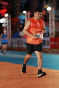BIB: 033
                            <button type="button" onclick="openModal(16504858)" class="btn btn-primary btn-sm float-right btn-popup" data-toggle="modal" data-target=".modal-high-quality">
                        <i class="fas fa-shopping-cart"></i> Add to Cart
                    </button>
                                            <button type="button" onclick="isThisMe(16504858, true)" class="btn btn-success btn-sm float-right btn-popup btn-isme hidden" data-toggle="tooltip" data-placement="bottom" title="นี่คือรูปของคุณใช่ไหม คลิกที่นี่เพื่อเอาเข้าอัลบั้ม">
                        <i class="fas fa-plus"></i> Add to album
                    </button>
                    <button type="button" onclick="isThisMe(16504858, false)" class="btn btn-warning btn-sm float-right btn-popup btn-isnotme hidden">
                        <i class="fas fa-ban"></i> Remove from album
                    </button>