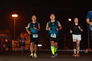 BIB: 425, 42227
                            <button type="button" onclick="openModal(16611402)" class="btn btn-primary btn-sm float-right btn-popup" data-toggle="modal" data-target=".modal-high-quality">
                        <i class="fas fa-shopping-cart"></i> Add to Cart
                    </button>
                                            <button type="button" onclick="isThisMe(16611402, true)" class="btn btn-success btn-sm float-right btn-popup btn-isme hidden" data-toggle="tooltip" data-placement="bottom" title="นี่คือรูปของคุณใช่ไหม คลิกที่นี่เพื่อเอาเข้าอัลบั้ม">
                        <i class="fas fa-plus"></i> Add to album
                    </button>
                    <button type="button" onclick="isThisMe(16611402, false)" class="btn btn-warning btn-sm float-right btn-popup btn-isnotme hidden">
                        <i class="fas fa-ban"></i> Remove from album
                    </button>