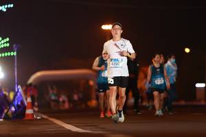 BIB: 0000, 42517
                            <button type="button" onclick="openModal(16601030)" class="btn btn-primary btn-sm float-right btn-popup" data-toggle="modal" data-target=".modal-high-quality">
                        <i class="fas fa-shopping-cart"></i> Add to Cart
                    </button>
                                            <button type="button" onclick="isThisMe(16601030, true)" class="btn btn-success btn-sm float-right btn-popup btn-isme hidden" data-toggle="tooltip" data-placement="bottom" title="นี่คือรูปของคุณใช่ไหม คลิกที่นี่เพื่อเอาเข้าอัลบั้ม">
                        <i class="fas fa-plus"></i> Add to album
                    </button>
                    <button type="button" onclick="isThisMe(16601030, false)" class="btn btn-warning btn-sm float-right btn-popup btn-isnotme hidden">
                        <i class="fas fa-ban"></i> Remove from album
                    </button>