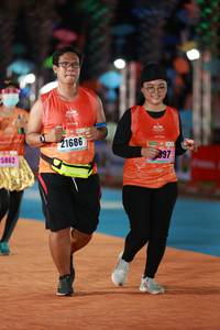 BIB: 21686, 5862, 897
                            <button type="button" onclick="openModal(16574518)" class="btn btn-primary btn-sm float-right btn-popup" data-toggle="modal" data-target=".modal-high-quality">
                        <i class="fas fa-shopping-cart"></i> Add to Cart
                    </button>
                                            <button type="button" onclick="isThisMe(16574518, true)" class="btn btn-success btn-sm float-right btn-popup btn-isme hidden" data-toggle="tooltip" data-placement="bottom" title="นี่คือรูปของคุณใช่ไหม คลิกที่นี่เพื่อเอาเข้าอัลบั้ม">
                        <i class="fas fa-plus"></i> Add to album
                    </button>
                    <button type="button" onclick="isThisMe(16574518, false)" class="btn btn-warning btn-sm float-right btn-popup btn-isnotme hidden">
                        <i class="fas fa-ban"></i> Remove from album
                    </button>
