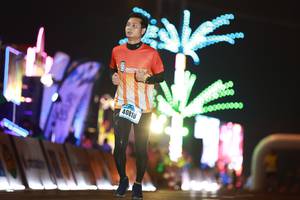 BIB: 40818
                            <button type="button" onclick="openModal(16596663)" class="btn btn-primary btn-sm float-right btn-popup" data-toggle="modal" data-target=".modal-high-quality">
                        <i class="fas fa-shopping-cart"></i> Add to Cart
                    </button>
                                            <button type="button" onclick="isThisMe(16596663, true)" class="btn btn-success btn-sm float-right btn-popup btn-isme hidden" data-toggle="tooltip" data-placement="bottom" title="นี่คือรูปของคุณใช่ไหม คลิกที่นี่เพื่อเอาเข้าอัลบั้ม">
                        <i class="fas fa-plus"></i> Add to album
                    </button>
                    <button type="button" onclick="isThisMe(16596663, false)" class="btn btn-warning btn-sm float-right btn-popup btn-isnotme hidden">
                        <i class="fas fa-ban"></i> Remove from album
                    </button>