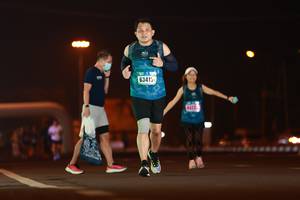 BIB: 4422
                            <button type="button" onclick="openModal(16630901)" class="btn btn-primary btn-sm float-right btn-popup" data-toggle="modal" data-target=".modal-high-quality">
                        <i class="fas fa-shopping-cart"></i> Add to Cart
                    </button>
                                            <button type="button" onclick="isThisMe(16630901, true)" class="btn btn-success btn-sm float-right btn-popup btn-isme hidden" data-toggle="tooltip" data-placement="bottom" title="นี่คือรูปของคุณใช่ไหม คลิกที่นี่เพื่อเอาเข้าอัลบั้ม">
                        <i class="fas fa-plus"></i> Add to album
                    </button>
                    <button type="button" onclick="isThisMe(16630901, false)" class="btn btn-warning btn-sm float-right btn-popup btn-isnotme hidden">
                        <i class="fas fa-ban"></i> Remove from album
                    </button>