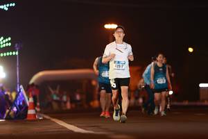 BIB: 42517
                            <button type="button" onclick="openModal(16600662)" class="btn btn-primary btn-sm float-right btn-popup" data-toggle="modal" data-target=".modal-high-quality">
                        <i class="fas fa-shopping-cart"></i> Add to Cart
                    </button>
                                            <button type="button" onclick="isThisMe(16600662, true)" class="btn btn-success btn-sm float-right btn-popup btn-isme hidden" data-toggle="tooltip" data-placement="bottom" title="นี่คือรูปของคุณใช่ไหม คลิกที่นี่เพื่อเอาเข้าอัลบั้ม">
                        <i class="fas fa-plus"></i> Add to album
                    </button>
                    <button type="button" onclick="isThisMe(16600662, false)" class="btn btn-warning btn-sm float-right btn-popup btn-isnotme hidden">
                        <i class="fas fa-ban"></i> Remove from album
                    </button>