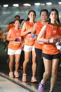 BIB: 6213
                            <button type="button" onclick="openModal(17011626)" class="btn btn-primary btn-sm float-right btn-popup" data-toggle="modal" data-target=".modal-high-quality">
                        <i class="fas fa-shopping-cart"></i> Add to Cart
                    </button>
                                            <button type="button" onclick="isThisMe(17011626, true)" class="btn btn-success btn-sm float-right btn-popup btn-isme hidden" data-toggle="tooltip" data-placement="bottom" title="นี่คือรูปของคุณใช่ไหม คลิกที่นี่เพื่อเอาเข้าอัลบั้ม">
                        <i class="fas fa-plus"></i> Add to album
                    </button>
                    <button type="button" onclick="isThisMe(17011626, false)" class="btn btn-warning btn-sm float-right btn-popup btn-isnotme hidden">
                        <i class="fas fa-ban"></i> Remove from album
                    </button>