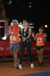 BIB: 25041, 23027
                            <button type="button" onclick="openModal(17185272)" class="btn btn-primary btn-sm float-right btn-popup" data-toggle="modal" data-target=".modal-high-quality">
                        <i class="fas fa-shopping-cart"></i> Add to Cart
                    </button>
                                            <button type="button" onclick="isThisMe(17185272, true)" class="btn btn-success btn-sm float-right btn-popup btn-isme hidden" data-toggle="tooltip" data-placement="bottom" title="นี่คือรูปของคุณใช่ไหม คลิกที่นี่เพื่อเอาเข้าอัลบั้ม">
                        <i class="fas fa-plus"></i> Add to album
                    </button>
                    <button type="button" onclick="isThisMe(17185272, false)" class="btn btn-warning btn-sm float-right btn-popup btn-isnotme hidden">
                        <i class="fas fa-ban"></i> Remove from album
                    </button>