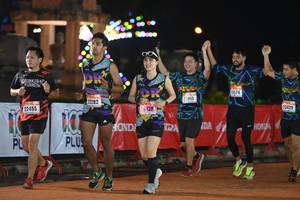 BIB: 22574, 23915, 282, 23429, 138, 22455
                            <button type="button" onclick="openModal(17163367)" class="btn btn-primary btn-sm float-right btn-popup" data-toggle="modal" data-target=".modal-high-quality">
                        <i class="fas fa-shopping-cart"></i> Add to Cart
                    </button>
                                            <button type="button" onclick="isThisMe(17163367, true)" class="btn btn-success btn-sm float-right btn-popup btn-isme hidden" data-toggle="tooltip" data-placement="bottom" title="นี่คือรูปของคุณใช่ไหม คลิกที่นี่เพื่อเอาเข้าอัลบั้ม">
                        <i class="fas fa-plus"></i> Add to album
                    </button>
                    <button type="button" onclick="isThisMe(17163367, false)" class="btn btn-warning btn-sm float-right btn-popup btn-isnotme hidden">
                        <i class="fas fa-ban"></i> Remove from album
                    </button>