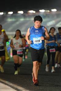 BIB: 76128
                            <button type="button" onclick="openModal(17072580)" class="btn btn-primary btn-sm float-right btn-popup" data-toggle="modal" data-target=".modal-high-quality">
                        <i class="fas fa-shopping-cart"></i> Add to Cart
                    </button>
                                            <button type="button" onclick="isThisMe(17072580, true)" class="btn btn-success btn-sm float-right btn-popup btn-isme hidden" data-toggle="tooltip" data-placement="bottom" title="นี่คือรูปของคุณใช่ไหม คลิกที่นี่เพื่อเอาเข้าอัลบั้ม">
                        <i class="fas fa-plus"></i> Add to album
                    </button>
                    <button type="button" onclick="isThisMe(17072580, false)" class="btn btn-warning btn-sm float-right btn-popup btn-isnotme hidden">
                        <i class="fas fa-ban"></i> Remove from album
                    </button>
