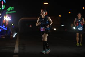 BIB: 4031
                            <button type="button" onclick="openModal(17203176)" class="btn btn-primary btn-sm float-right btn-popup" data-toggle="modal" data-target=".modal-high-quality">
                        <i class="fas fa-shopping-cart"></i> Add to Cart
                    </button>
                                            <button type="button" onclick="isThisMe(17203176, true)" class="btn btn-success btn-sm float-right btn-popup btn-isme hidden" data-toggle="tooltip" data-placement="bottom" title="นี่คือรูปของคุณใช่ไหม คลิกที่นี่เพื่อเอาเข้าอัลบั้ม">
                        <i class="fas fa-plus"></i> Add to album
                    </button>
                    <button type="button" onclick="isThisMe(17203176, false)" class="btn btn-warning btn-sm float-right btn-popup btn-isnotme hidden">
                        <i class="fas fa-ban"></i> Remove from album
                    </button>