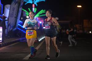 BIB: 420, 44175
                            <button type="button" onclick="openModal(17206858)" class="btn btn-primary btn-sm float-right btn-popup" data-toggle="modal" data-target=".modal-high-quality">
                        <i class="fas fa-shopping-cart"></i> Add to Cart
                    </button>
                                            <button type="button" onclick="isThisMe(17206858, true)" class="btn btn-success btn-sm float-right btn-popup btn-isme hidden" data-toggle="tooltip" data-placement="bottom" title="นี่คือรูปของคุณใช่ไหม คลิกที่นี่เพื่อเอาเข้าอัลบั้ม">
                        <i class="fas fa-plus"></i> Add to album
                    </button>
                    <button type="button" onclick="isThisMe(17206858, false)" class="btn btn-warning btn-sm float-right btn-popup btn-isnotme hidden">
                        <i class="fas fa-ban"></i> Remove from album
                    </button>