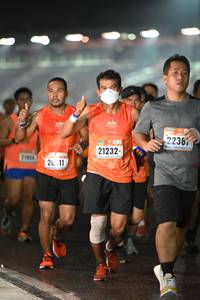 BIB: 2238, 21232, 2011
                            <button type="button" onclick="openModal(16984972)" class="btn btn-primary btn-sm float-right btn-popup" data-toggle="modal" data-target=".modal-high-quality">
                        <i class="fas fa-shopping-cart"></i> Add to Cart
                    </button>
                                            <button type="button" onclick="isThisMe(16984972, true)" class="btn btn-success btn-sm float-right btn-popup btn-isme hidden" data-toggle="tooltip" data-placement="bottom" title="นี่คือรูปของคุณใช่ไหม คลิกที่นี่เพื่อเอาเข้าอัลบั้ม">
                        <i class="fas fa-plus"></i> Add to album
                    </button>
                    <button type="button" onclick="isThisMe(16984972, false)" class="btn btn-warning btn-sm float-right btn-popup btn-isnotme hidden">
                        <i class="fas fa-ban"></i> Remove from album
                    </button>