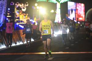 BIB: 1916
                            <button type="button" onclick="openModal(17202241)" class="btn btn-primary btn-sm float-right btn-popup" data-toggle="modal" data-target=".modal-high-quality">
                        <i class="fas fa-shopping-cart"></i> Add to Cart
                    </button>
                                            <button type="button" onclick="isThisMe(17202241, true)" class="btn btn-success btn-sm float-right btn-popup btn-isme hidden" data-toggle="tooltip" data-placement="bottom" title="นี่คือรูปของคุณใช่ไหม คลิกที่นี่เพื่อเอาเข้าอัลบั้ม">
                        <i class="fas fa-plus"></i> Add to album
                    </button>
                    <button type="button" onclick="isThisMe(17202241, false)" class="btn btn-warning btn-sm float-right btn-popup btn-isnotme hidden">
                        <i class="fas fa-ban"></i> Remove from album
                    </button>