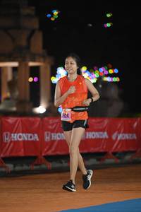BIB: 924
                            <button type="button" onclick="openModal(17185484)" class="btn btn-primary btn-sm float-right btn-popup" data-toggle="modal" data-target=".modal-high-quality">
                        <i class="fas fa-shopping-cart"></i> Add to Cart
                    </button>
                                            <button type="button" onclick="isThisMe(17185484, true)" class="btn btn-success btn-sm float-right btn-popup btn-isme hidden" data-toggle="tooltip" data-placement="bottom" title="นี่คือรูปของคุณใช่ไหม คลิกที่นี่เพื่อเอาเข้าอัลบั้ม">
                        <i class="fas fa-plus"></i> Add to album
                    </button>
                    <button type="button" onclick="isThisMe(17185484, false)" class="btn btn-warning btn-sm float-right btn-popup btn-isnotme hidden">
                        <i class="fas fa-ban"></i> Remove from album
                    </button>