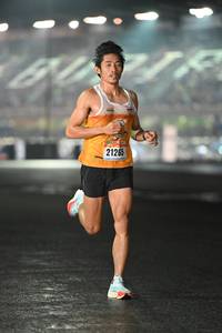 BIB: 21265
                            <button type="button" onclick="openModal(16947076)" class="btn btn-primary btn-sm float-right btn-popup" data-toggle="modal" data-target=".modal-high-quality">
                        <i class="fas fa-shopping-cart"></i> Add to Cart
                    </button>
                                            <button type="button" onclick="isThisMe(16947076, true)" class="btn btn-success btn-sm float-right btn-popup btn-isme hidden" data-toggle="tooltip" data-placement="bottom" title="นี่คือรูปของคุณใช่ไหม คลิกที่นี่เพื่อเอาเข้าอัลบั้ม">
                        <i class="fas fa-plus"></i> Add to album
                    </button>
                    <button type="button" onclick="isThisMe(16947076, false)" class="btn btn-warning btn-sm float-right btn-popup btn-isnotme hidden">
                        <i class="fas fa-ban"></i> Remove from album
                    </button>