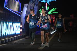 BIB: 42941, 41257, 758
                            <button type="button" onclick="openModal(17211795)" class="btn btn-primary btn-sm float-right btn-popup" data-toggle="modal" data-target=".modal-high-quality">
                        <i class="fas fa-shopping-cart"></i> Add to Cart
                    </button>
                                            <button type="button" onclick="isThisMe(17211795, true)" class="btn btn-success btn-sm float-right btn-popup btn-isme hidden" data-toggle="tooltip" data-placement="bottom" title="นี่คือรูปของคุณใช่ไหม คลิกที่นี่เพื่อเอาเข้าอัลบั้ม">
                        <i class="fas fa-plus"></i> Add to album
                    </button>
                    <button type="button" onclick="isThisMe(17211795, false)" class="btn btn-warning btn-sm float-right btn-popup btn-isnotme hidden">
                        <i class="fas fa-ban"></i> Remove from album
                    </button>