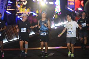 BIB: 43218, 41930, 40759, 41397
                            <button type="button" onclick="openModal(17201945)" class="btn btn-primary btn-sm float-right btn-popup" data-toggle="modal" data-target=".modal-high-quality">
                        <i class="fas fa-shopping-cart"></i> Add to Cart
                    </button>
                                            <button type="button" onclick="isThisMe(17201945, true)" class="btn btn-success btn-sm float-right btn-popup btn-isme hidden" data-toggle="tooltip" data-placement="bottom" title="นี่คือรูปของคุณใช่ไหม คลิกที่นี่เพื่อเอาเข้าอัลบั้ม">
                        <i class="fas fa-plus"></i> Add to album
                    </button>
                    <button type="button" onclick="isThisMe(17201945, false)" class="btn btn-warning btn-sm float-right btn-popup btn-isnotme hidden">
                        <i class="fas fa-ban"></i> Remove from album
                    </button>