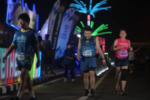 BIB: 63412, 01110
                            <button type="button" onclick="openModal(17207106)" class="btn btn-primary btn-sm float-right btn-popup" data-toggle="modal" data-target=".modal-high-quality">
                        <i class="fas fa-shopping-cart"></i> Add to Cart
                    </button>
                                            <button type="button" onclick="isThisMe(17207106, true)" class="btn btn-success btn-sm float-right btn-popup btn-isme hidden" data-toggle="tooltip" data-placement="bottom" title="นี่คือรูปของคุณใช่ไหม คลิกที่นี่เพื่อเอาเข้าอัลบั้ม">
                        <i class="fas fa-plus"></i> Add to album
                    </button>
                    <button type="button" onclick="isThisMe(17207106, false)" class="btn btn-warning btn-sm float-right btn-popup btn-isnotme hidden">
                        <i class="fas fa-ban"></i> Remove from album
                    </button>