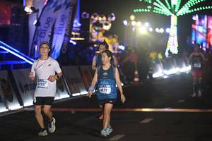 BIB: 12517, 4071
                            <button type="button" onclick="openModal(17202897)" class="btn btn-primary btn-sm float-right btn-popup" data-toggle="modal" data-target=".modal-high-quality">
                        <i class="fas fa-shopping-cart"></i> Add to Cart
                    </button>
                                            <button type="button" onclick="isThisMe(17202897, true)" class="btn btn-success btn-sm float-right btn-popup btn-isme hidden" data-toggle="tooltip" data-placement="bottom" title="นี่คือรูปของคุณใช่ไหม คลิกที่นี่เพื่อเอาเข้าอัลบั้ม">
                        <i class="fas fa-plus"></i> Add to album
                    </button>
                    <button type="button" onclick="isThisMe(17202897, false)" class="btn btn-warning btn-sm float-right btn-popup btn-isnotme hidden">
                        <i class="fas fa-ban"></i> Remove from album
                    </button>