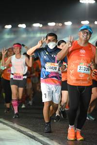 BIB: 23331, 24430, 26100
                            <button type="button" onclick="openModal(17012487)" class="btn btn-primary btn-sm float-right btn-popup" data-toggle="modal" data-target=".modal-high-quality">
                        <i class="fas fa-shopping-cart"></i> Add to Cart
                    </button>
                                            <button type="button" onclick="isThisMe(17012487, true)" class="btn btn-success btn-sm float-right btn-popup btn-isme hidden" data-toggle="tooltip" data-placement="bottom" title="นี่คือรูปของคุณใช่ไหม คลิกที่นี่เพื่อเอาเข้าอัลบั้ม">
                        <i class="fas fa-plus"></i> Add to album
                    </button>
                    <button type="button" onclick="isThisMe(17012487, false)" class="btn btn-warning btn-sm float-right btn-popup btn-isnotme hidden">
                        <i class="fas fa-ban"></i> Remove from album
                    </button>