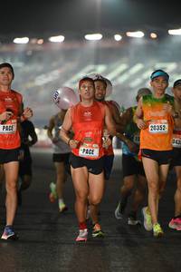 BIB: 20352, 043
                            <button type="button" onclick="openModal(16967334)" class="btn btn-primary btn-sm float-right btn-popup" data-toggle="modal" data-target=".modal-high-quality">
                        <i class="fas fa-shopping-cart"></i> Add to Cart
                    </button>
                                            <button type="button" onclick="isThisMe(16967334, true)" class="btn btn-success btn-sm float-right btn-popup btn-isme hidden" data-toggle="tooltip" data-placement="bottom" title="นี่คือรูปของคุณใช่ไหม คลิกที่นี่เพื่อเอาเข้าอัลบั้ม">
                        <i class="fas fa-plus"></i> Add to album
                    </button>
                    <button type="button" onclick="isThisMe(16967334, false)" class="btn btn-warning btn-sm float-right btn-popup btn-isnotme hidden">
                        <i class="fas fa-ban"></i> Remove from album
                    </button>