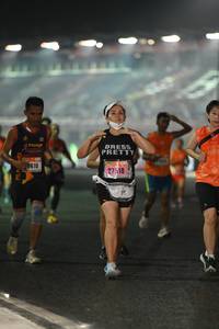 BIB: 0610, 27518
                            <button type="button" onclick="openModal(16988710)" class="btn btn-primary btn-sm float-right btn-popup" data-toggle="modal" data-target=".modal-high-quality">
                        <i class="fas fa-shopping-cart"></i> Add to Cart
                    </button>
                                            <button type="button" onclick="isThisMe(16988710, true)" class="btn btn-success btn-sm float-right btn-popup btn-isme hidden" data-toggle="tooltip" data-placement="bottom" title="นี่คือรูปของคุณใช่ไหม คลิกที่นี่เพื่อเอาเข้าอัลบั้ม">
                        <i class="fas fa-plus"></i> Add to album
                    </button>
                    <button type="button" onclick="isThisMe(16988710, false)" class="btn btn-warning btn-sm float-right btn-popup btn-isnotme hidden">
                        <i class="fas fa-ban"></i> Remove from album
                    </button>