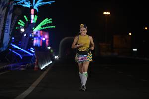 BIB: 4049
                            <button type="button" onclick="openModal(17208067)" class="btn btn-primary btn-sm float-right btn-popup" data-toggle="modal" data-target=".modal-high-quality">
                        <i class="fas fa-shopping-cart"></i> Add to Cart
                    </button>
                                            <button type="button" onclick="isThisMe(17208067, true)" class="btn btn-success btn-sm float-right btn-popup btn-isme hidden" data-toggle="tooltip" data-placement="bottom" title="นี่คือรูปของคุณใช่ไหม คลิกที่นี่เพื่อเอาเข้าอัลบั้ม">
                        <i class="fas fa-plus"></i> Add to album
                    </button>
                    <button type="button" onclick="isThisMe(17208067, false)" class="btn btn-warning btn-sm float-right btn-popup btn-isnotme hidden">
                        <i class="fas fa-ban"></i> Remove from album
                    </button>