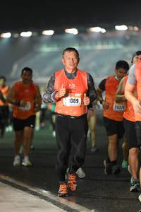 BIB: 089, 24378
                            <button type="button" onclick="openModal(17002927)" class="btn btn-primary btn-sm float-right btn-popup" data-toggle="modal" data-target=".modal-high-quality">
                        <i class="fas fa-shopping-cart"></i> Add to Cart
                    </button>
                                            <button type="button" onclick="isThisMe(17002927, true)" class="btn btn-success btn-sm float-right btn-popup btn-isme hidden" data-toggle="tooltip" data-placement="bottom" title="นี่คือรูปของคุณใช่ไหม คลิกที่นี่เพื่อเอาเข้าอัลบั้ม">
                        <i class="fas fa-plus"></i> Add to album
                    </button>
                    <button type="button" onclick="isThisMe(17002927, false)" class="btn btn-warning btn-sm float-right btn-popup btn-isnotme hidden">
                        <i class="fas fa-ban"></i> Remove from album
                    </button>